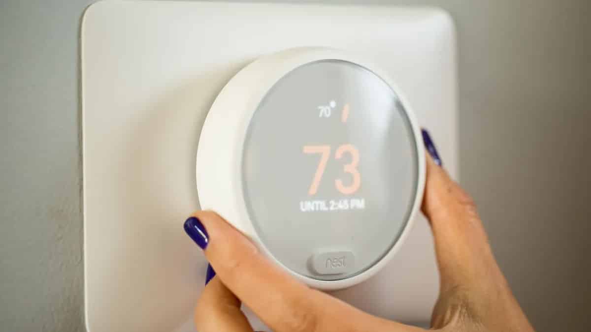 Smart Thermostat Installation image